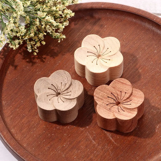 1PC Flower Shape Aroma Essential Oil Diffuser Wooden Elegance