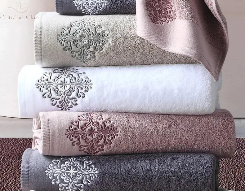 Hotel towels 100% pure cotton set embroidered jacquard craft gym travel face towels beach machine washable hair towels combed Calm and Class