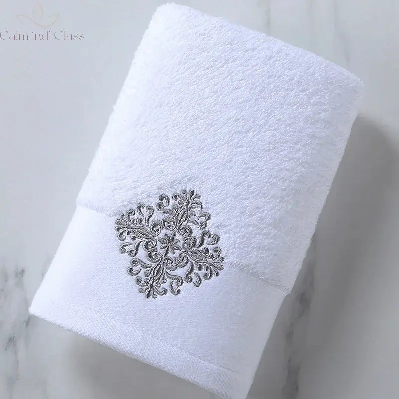 Hotel towels 100% pure cotton set embroidered jacquard craft gym travel face towels beach machine washable hair towels combed Calm and Class