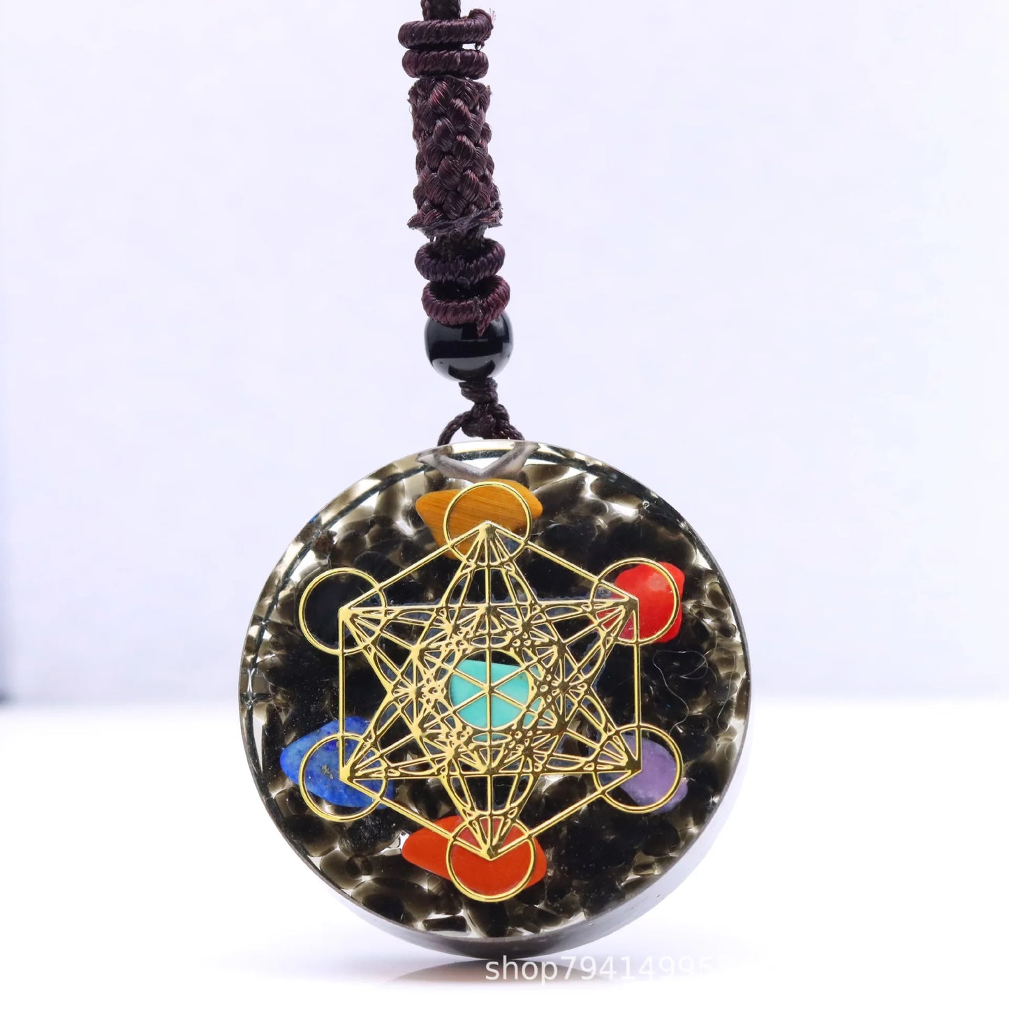 Natural Garnet Chips Stone 7 Chakra Orgonite Healing Pendant