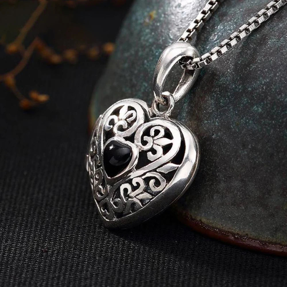 Vintage Thai Silver 925 Heart Shaped Aromatherapy Locket