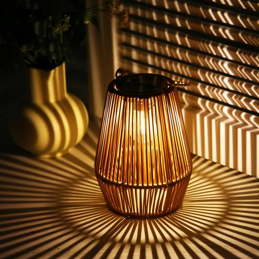 Hand Woven 0.6W Solar Outdoor Lights Villa Landscape Light