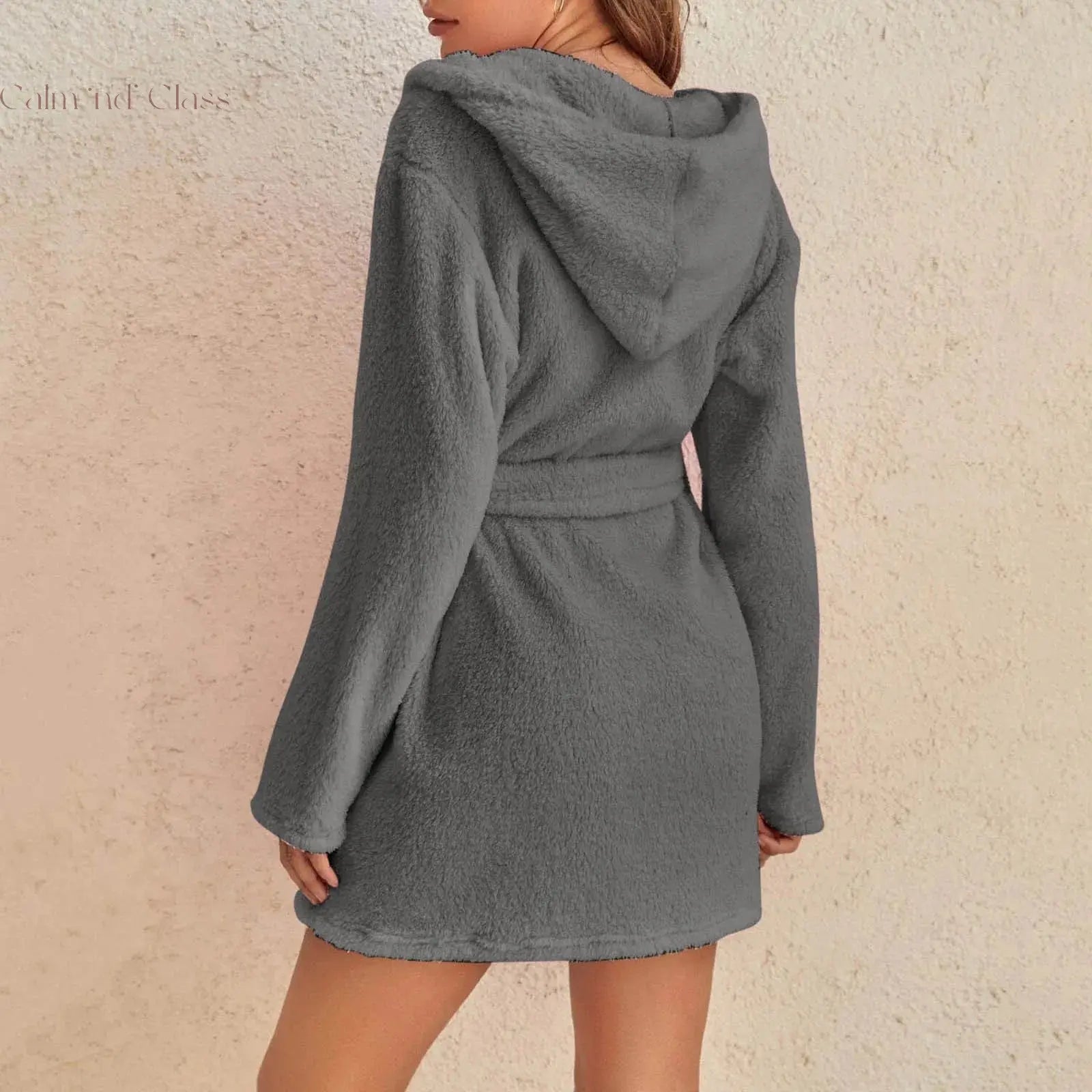 Women Winter Warm Hooded Plush Flannel Thicken Kimono Bathrobe Home Clothes Long Sleeved Short Robe Sleepwear Nightwear Calm and Class